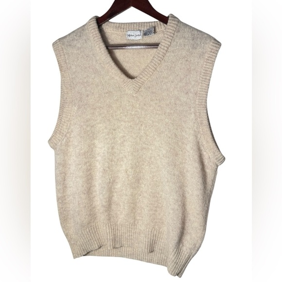 Michael Jordan Other - Michael Jordan cream sweater vest 100% pure new Wool Size Large VTG Y2K